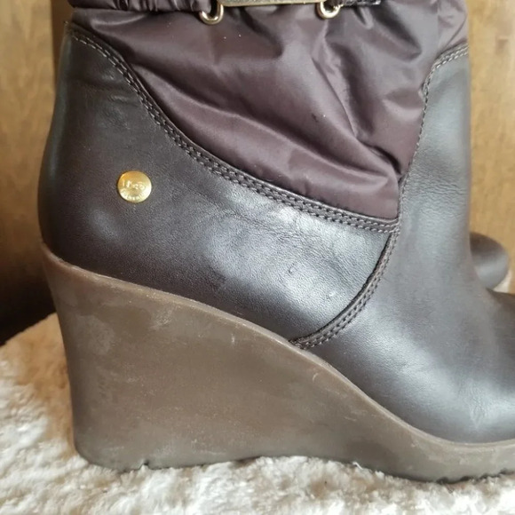 UGG 10  Cassidy 1943 Nylon Leather Wedge Boots Brown - Picture 3 of 13
